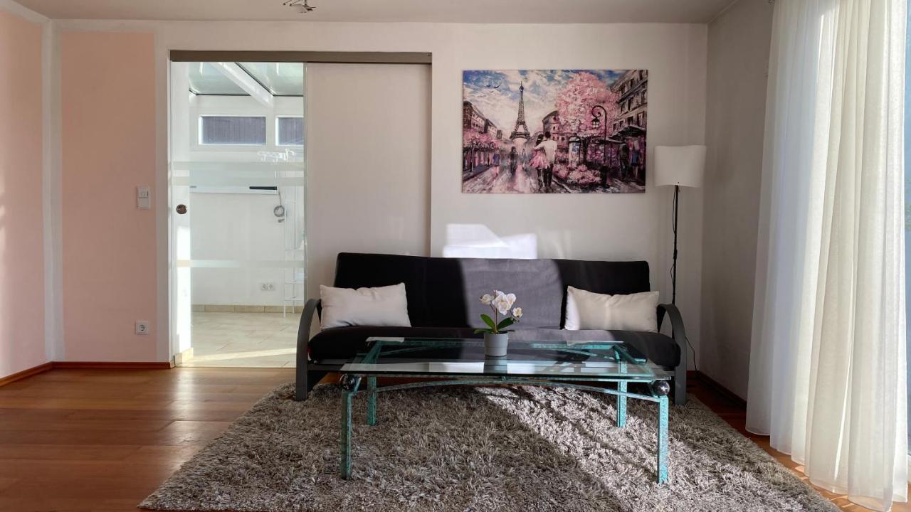 Fewo Luxus Wohnung Im Eigenen Ferienhaus, 120 Qm, Naehe Regensburg Mit Balkon, Terrasse & Garten, Gute Zuganbindung Laber Exteriör bild