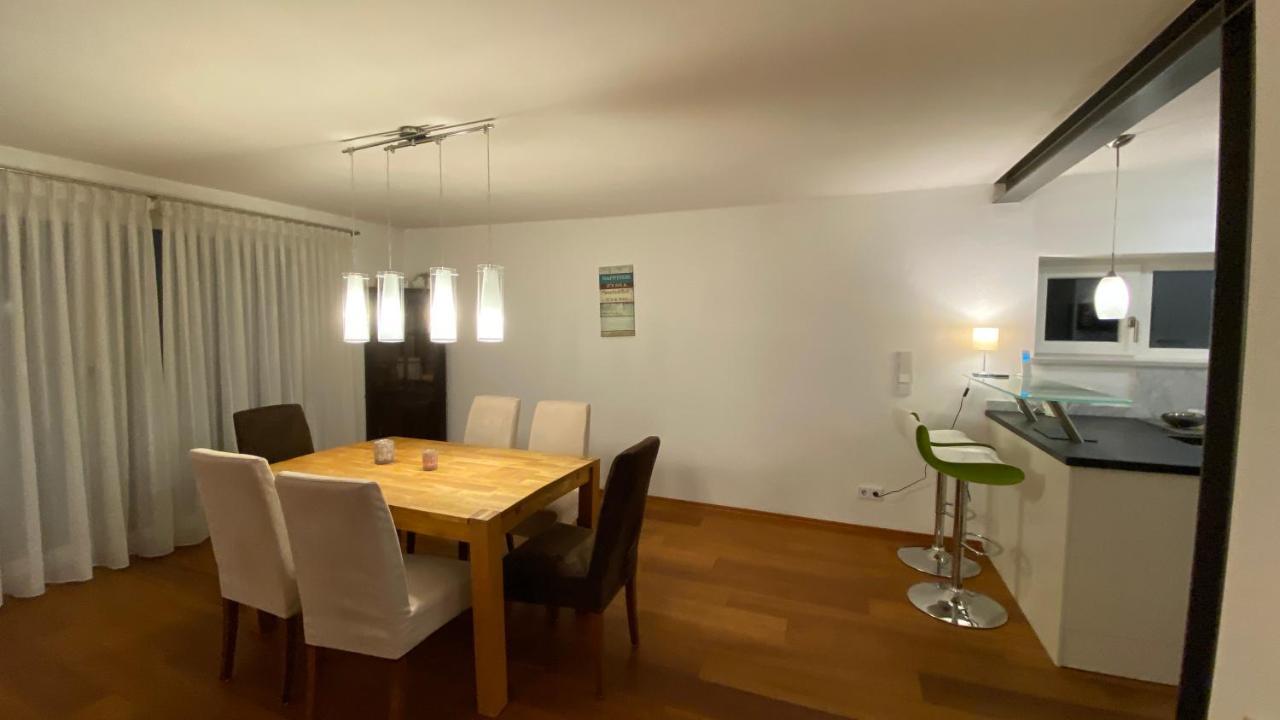 Fewo Luxus Wohnung Im Eigenen Ferienhaus, 120 Qm, Naehe Regensburg Mit Balkon, Terrasse & Garten, Gute Zuganbindung Laber Exteriör bild