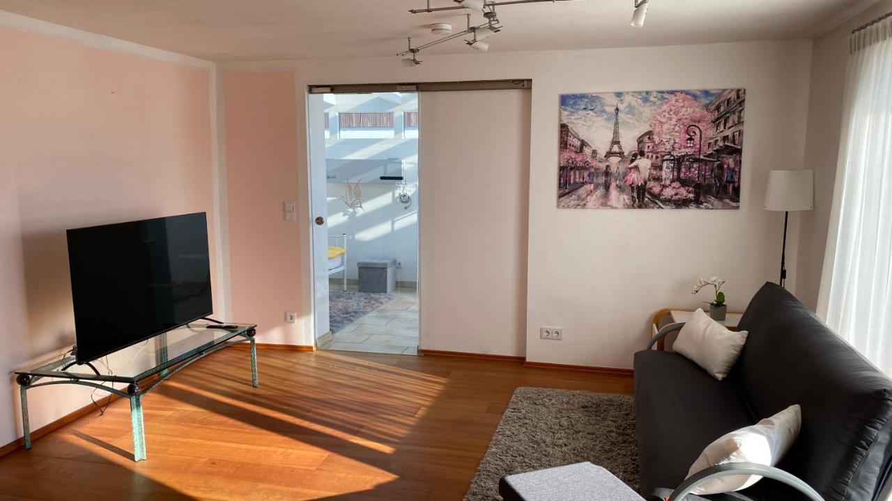 Fewo Luxus Wohnung Im Eigenen Ferienhaus, 120 Qm, Naehe Regensburg Mit Balkon, Terrasse & Garten, Gute Zuganbindung Laber Exteriör bild