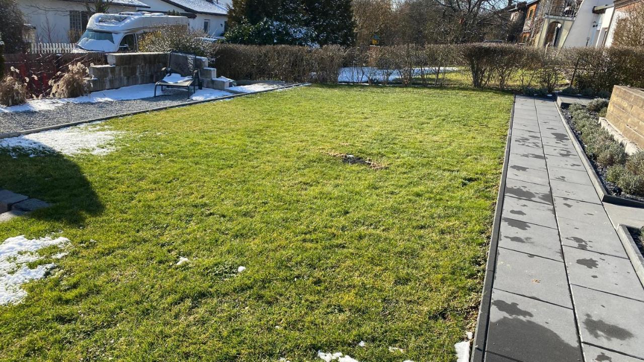 Fewo Luxus Wohnung Im Eigenen Ferienhaus, 120 Qm, Naehe Regensburg Mit Balkon, Terrasse & Garten, Gute Zuganbindung Laber Exteriör bild