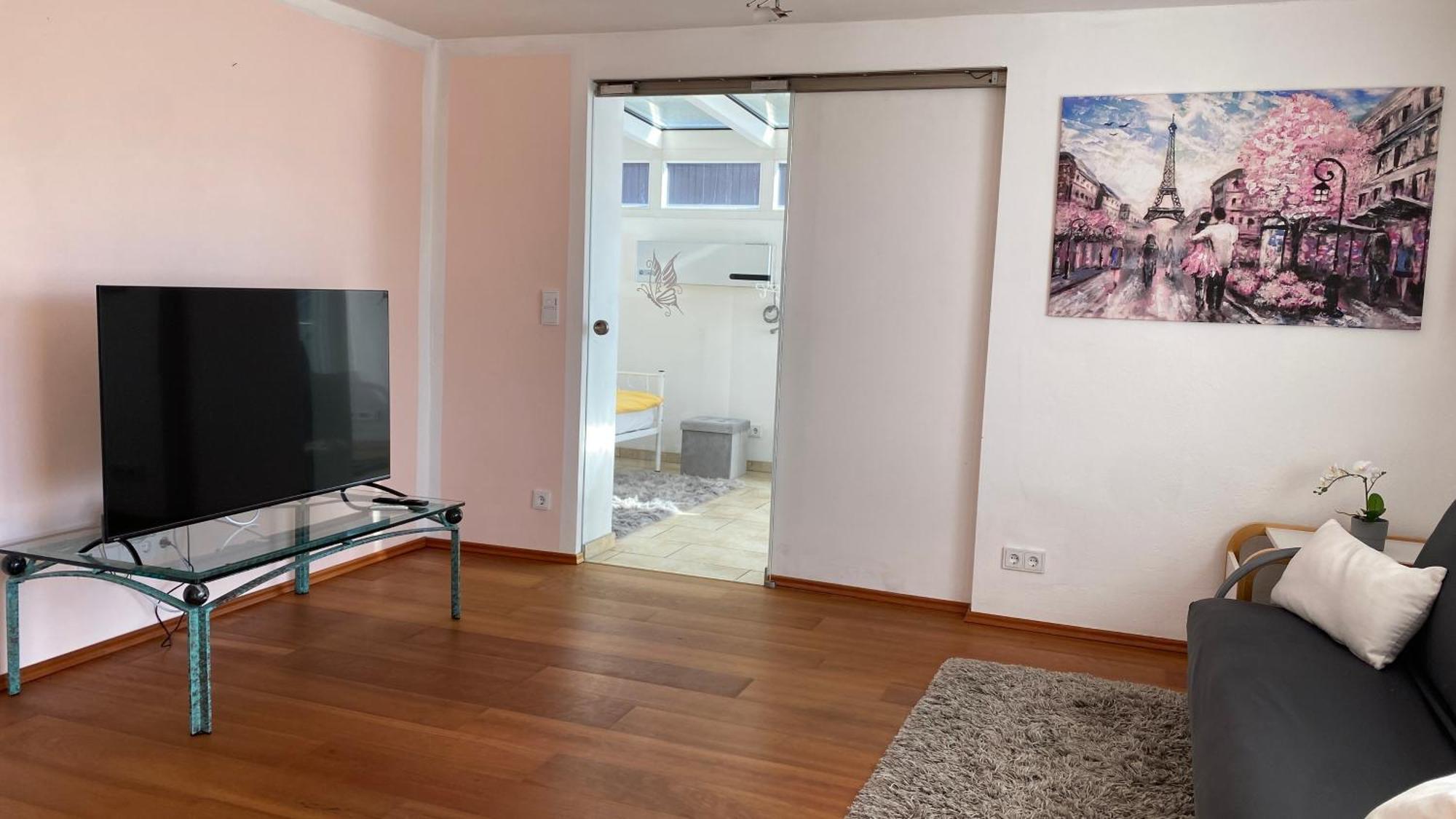 Fewo Luxus Wohnung Im Eigenen Ferienhaus, 120 Qm, Naehe Regensburg Mit Balkon, Terrasse & Garten, Gute Zuganbindung Laber Exteriör bild